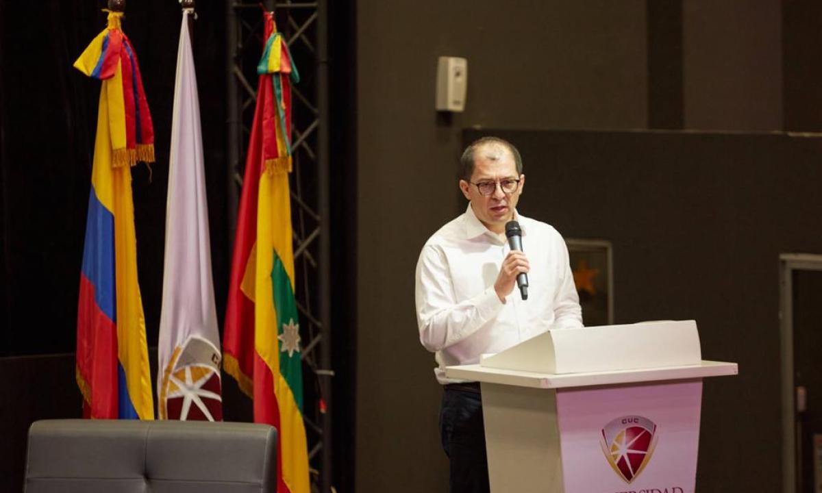 "Que no metan una constituyente":Fiscal