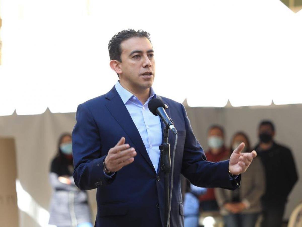 Registrador rompe su silencio