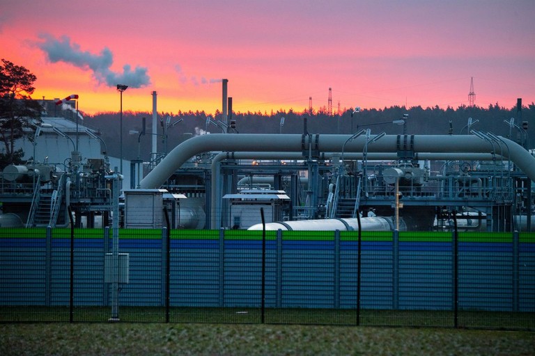 Rusia dejará de suministrar petróleo a Europa este año