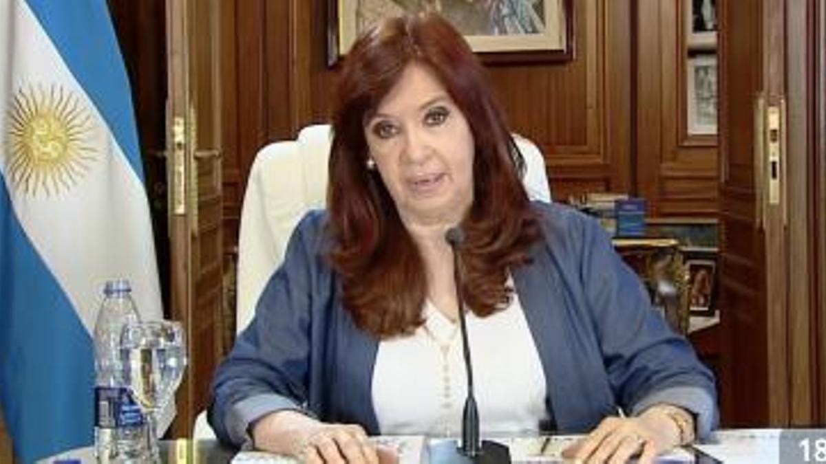 Cristina Kirchner es condenada a 6 años de prisión