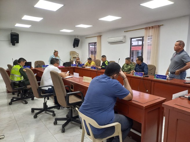 Campesinos en Córdoba sin Paz Total