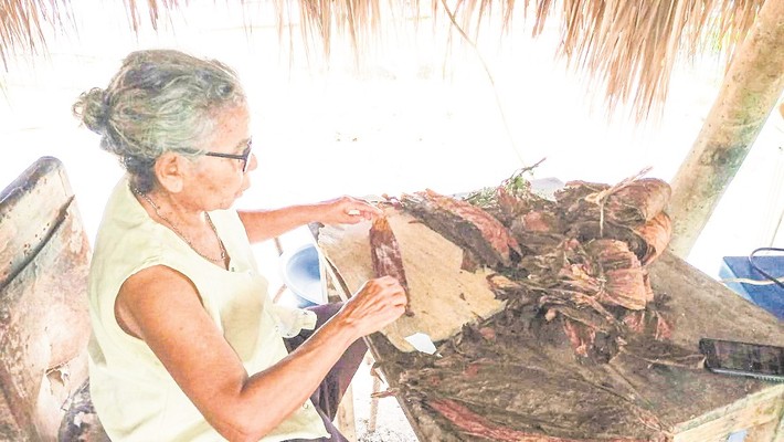 Arte milenario en las manos de Isabel