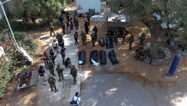 Masacran familias en pueblo israelí