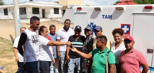 Denuncian alcalde de San Onofre y otros por anomalías en entrega de dos ambulancias