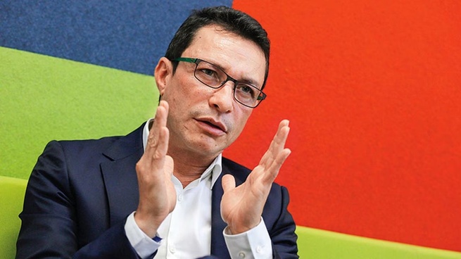 Carlos Caicedo renuncia a la Gobernación del Magdalena