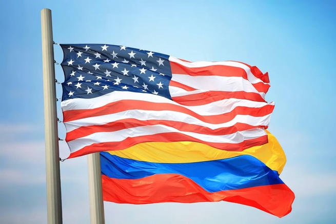 EE.UU mantiene alertas de viajes a Colombia