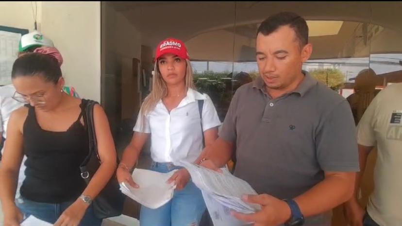 Impiden el ingreso de concejales al recinto de sesiones en Pueblo Nuevo