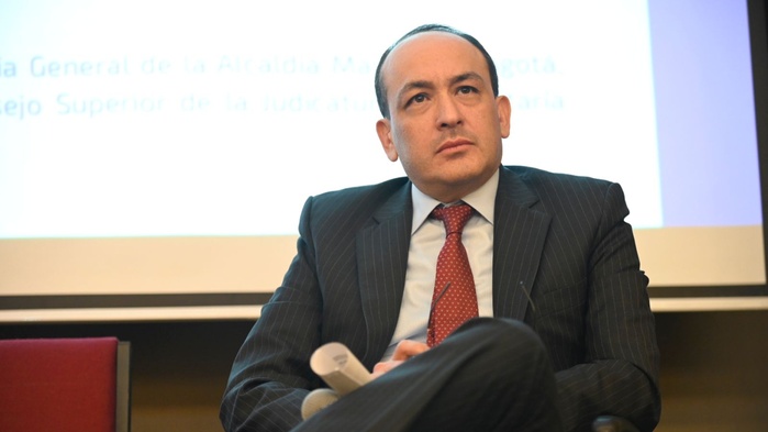 Vladimir Fernández es el nuevo magistrado de la Corte Constitucional