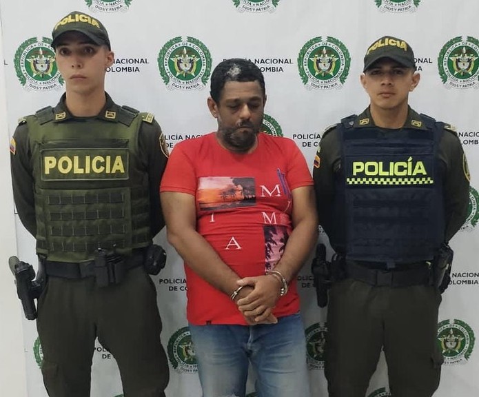 Lo acusan de haber abusado de su hermana