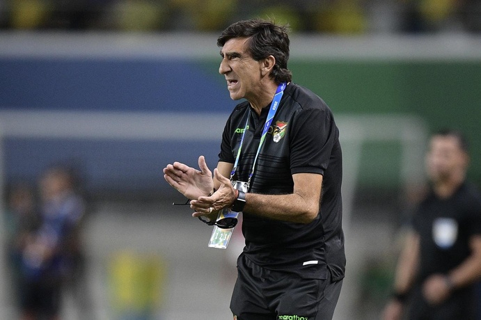 El estratega Gustavo Costas salió de la Selección de Bolivia