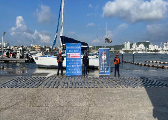 Armada incauta media tonelada de cocaína