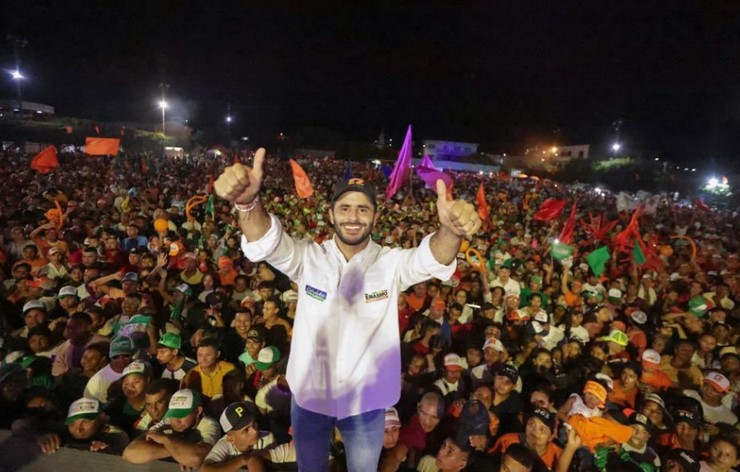 Multitudinario respaldo a Erasmo Zuleta