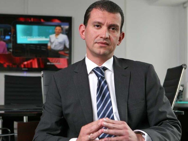 Emilio Tapia devolvería en enero $2.500 de los $6.000 millones que debe por Centros Poblados
