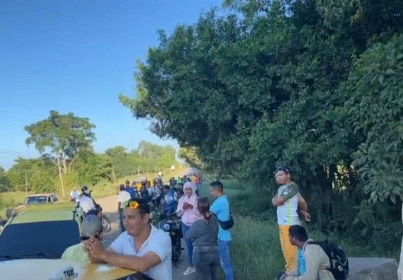 Hoy bloquearían la vía San Bernardo - Lorica