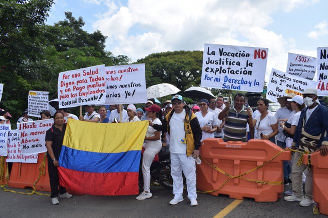 En los hospitales siguen en espera: anuncios son política