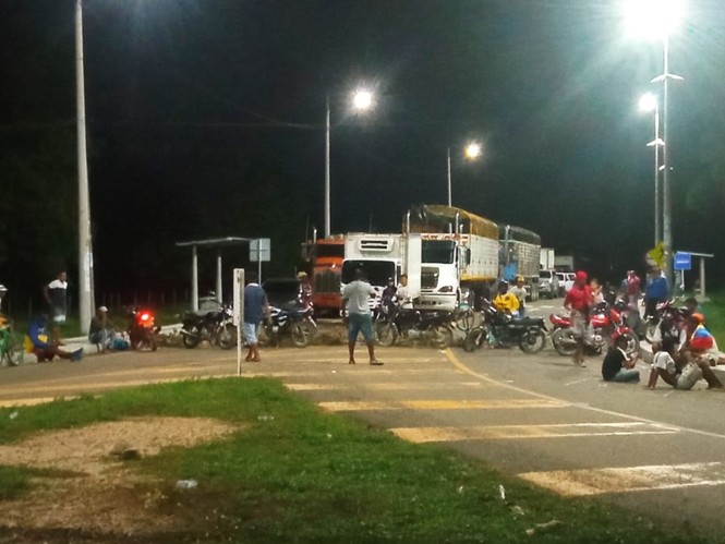 Tensa situación en Tolú por protesta exigiendo el agua