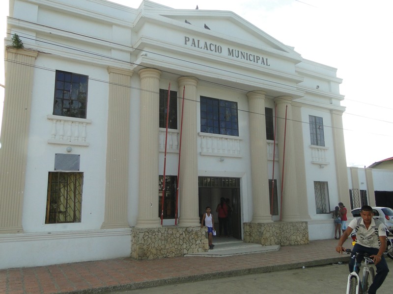 Suspenden al alcalde de San Pelayo