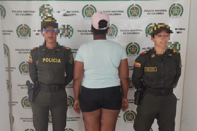 Habría quemado a su esposo con agua hirviendo
