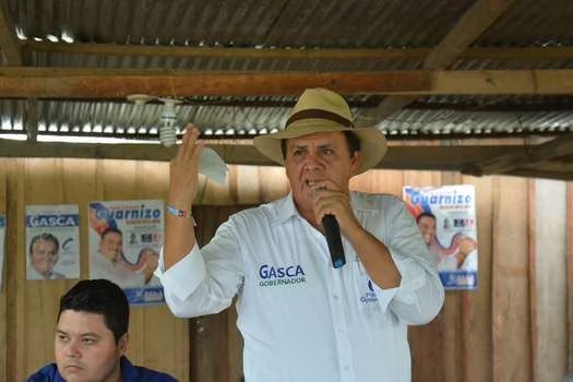 Formulan pliego de cargos contra gobernador del Caquetá por irregularidades en contrato financiado con regalías
