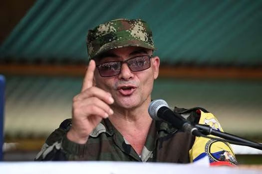 Disidencias de Iván Mordisco anuncian la “suspensión” de mesa de diálogos con el Gobierno Petro