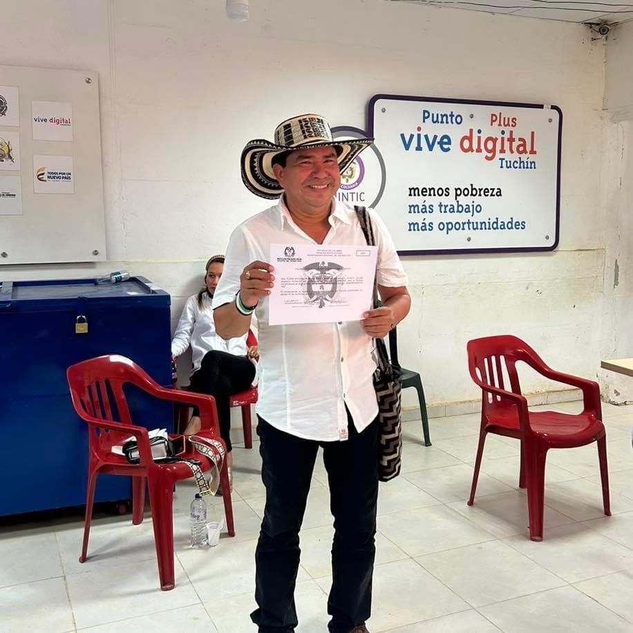 Eligio Pestana recibió credencial como alcalde electo de Tuchín