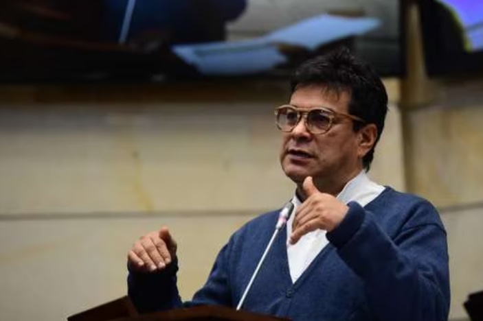 En el Congreso le pidieron la renuncia al Comisionado de Paz