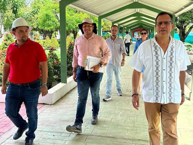 Procuraduría suspendió al Supersubsidio