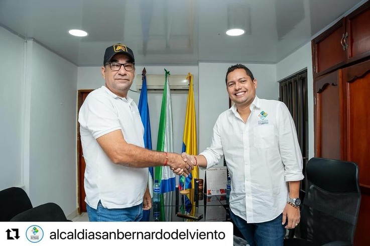 Inició empalme entre Navonazar González y el alcalde actual de San Bernardo del Viento, Mauro Oliveros