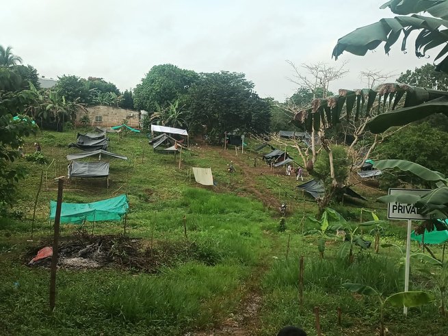 Ciudadanos invaden terreno privado en Puerto Libertador