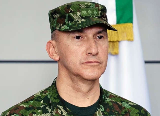 Fuerzas Militares abren investigación al comandante del Ejército