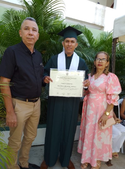 #SocialesElMeridiano. Felicidades en sus días y en sus logros