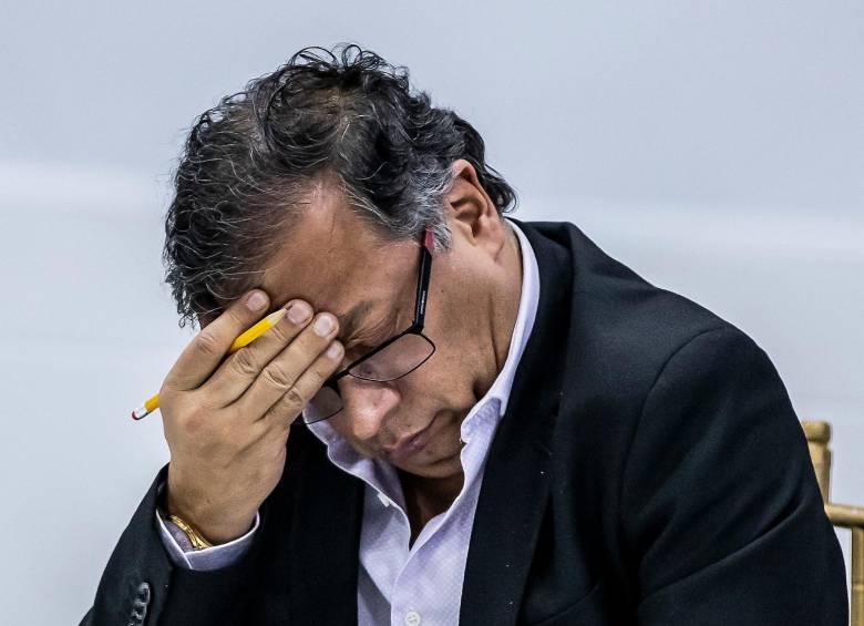 Desaprobación a gestión del Presidente Petro llegó a un 64%