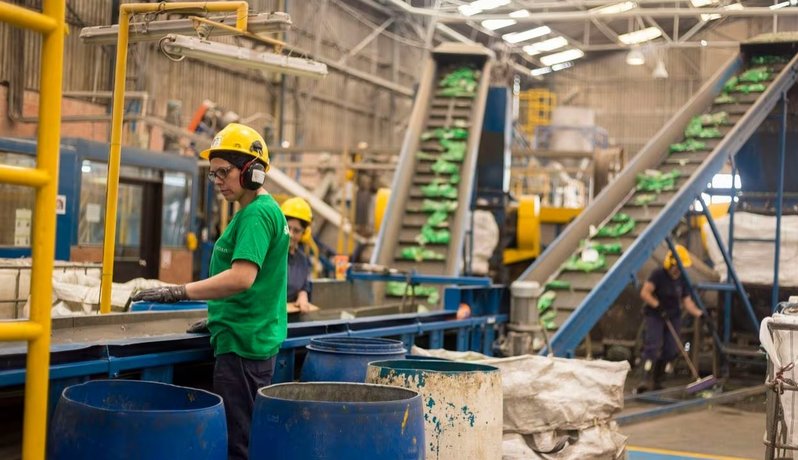 Economía colombiana se contrajo -0.3% en el tercer trimestre del año