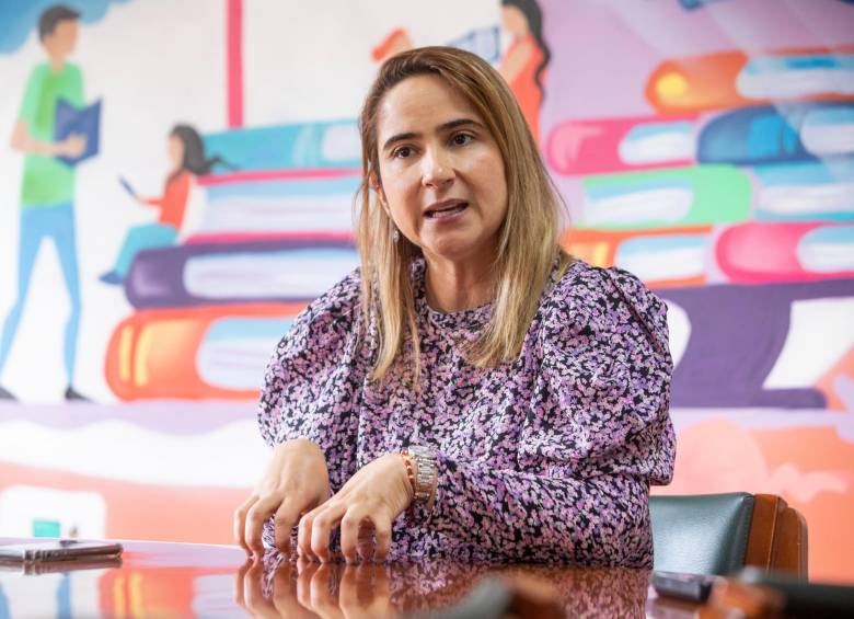Procuraduría inhabilita por ocho años a Alexandra Agudelo, exsecretaria de Educación de Quintero