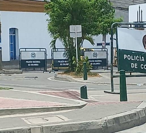 Cierre en Cruz de Mayo genera problemas