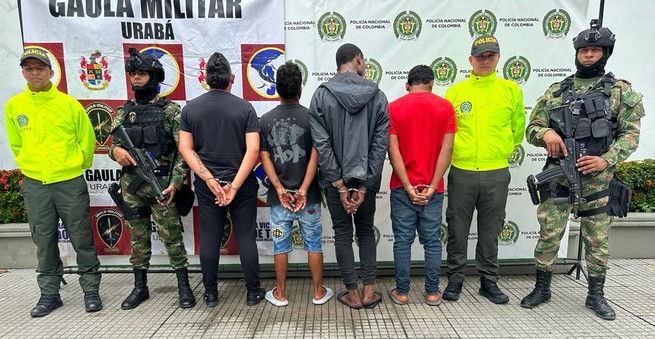 Capturan a alias ‘El Gordo’, ‘Caicedo’ y ‘Chispa’ supuestos mototaxistas que distribuían alucinógeno en Carepa