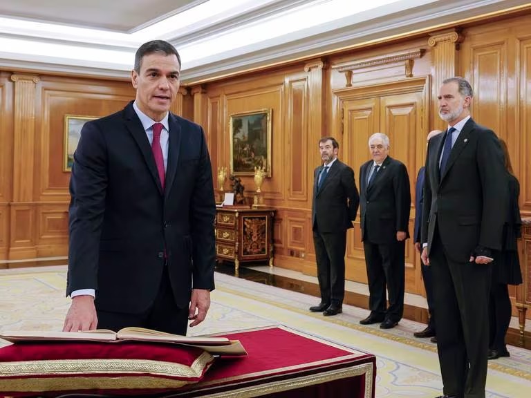 Pedro Sánchez prometió su cargo de presidente de España ante el rey Felipe VI