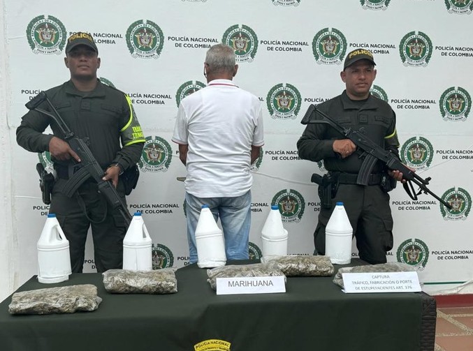 Escondía la droga en tarros de límpido