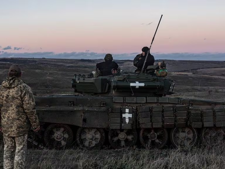 Anuncian un nuevo paquete armamentístico para Ucrania