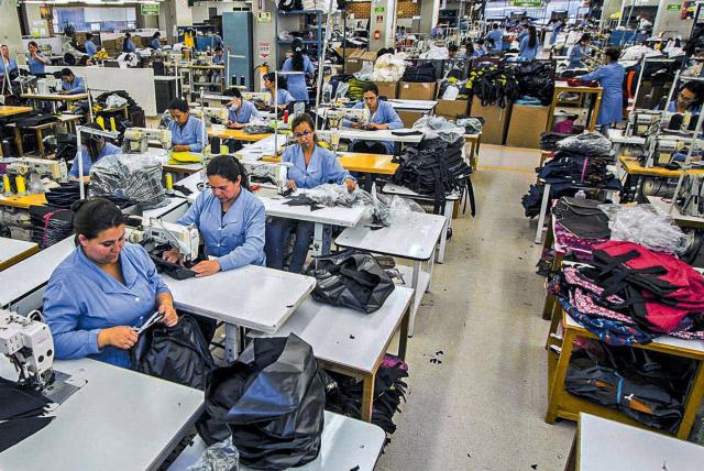 Comercio, industria y constructores los que más sienten las tasas de interés