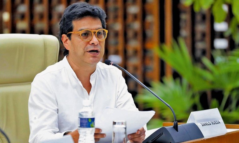 Petro anuncia la salida de Danilo Rueda del cargo de Comisionado de Paz, Otty Patiño será su reemplazo
