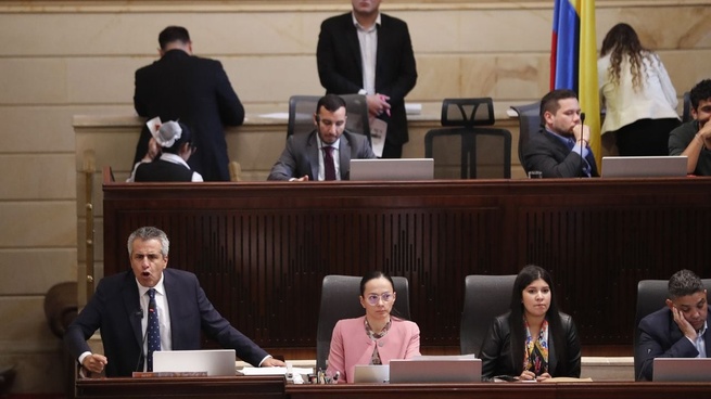 Discusión y no hubo quórum