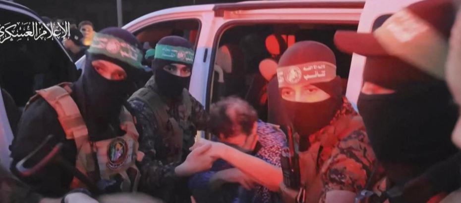 Hamás libera otros 13 rehenes israelíes y 4 extranjeros