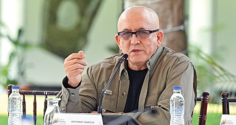Eln amenaza con finalizar cese al fuego si el Estado no los financia