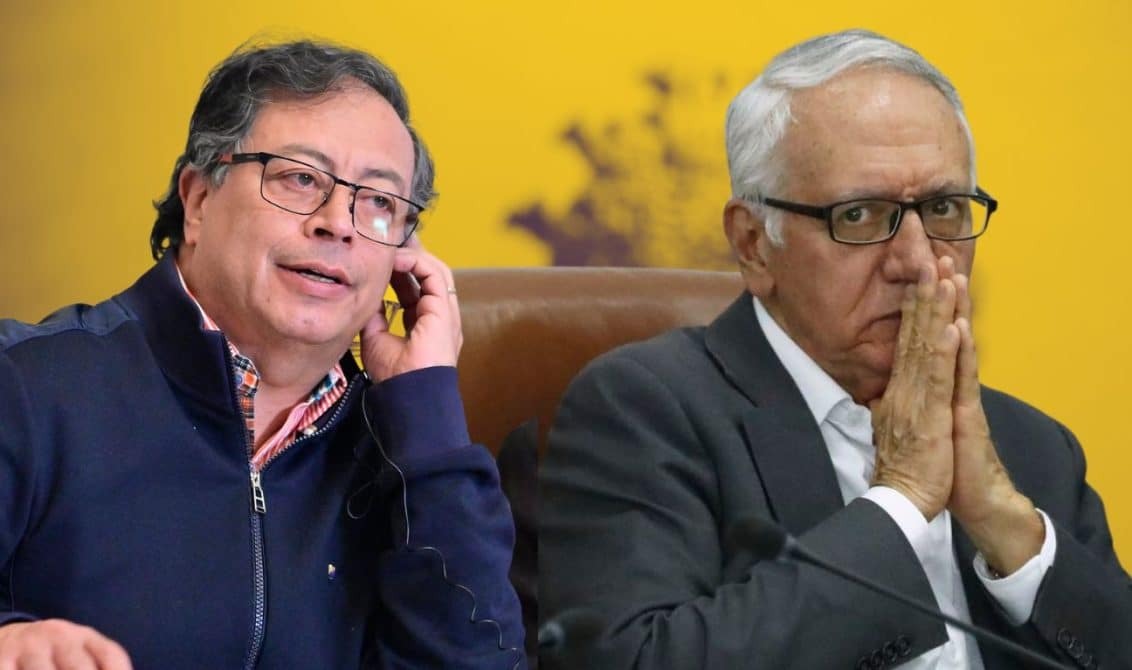 Petro defiende al ministro de Salud y niega que sea “antivacunas”