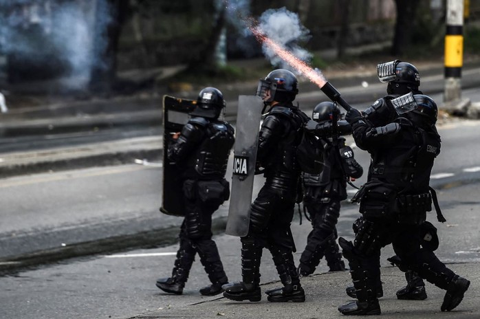 Cargos a 5 miembros del ESMAD, por presunto uso irregular de un lanzador no letal en protestas de Popayán