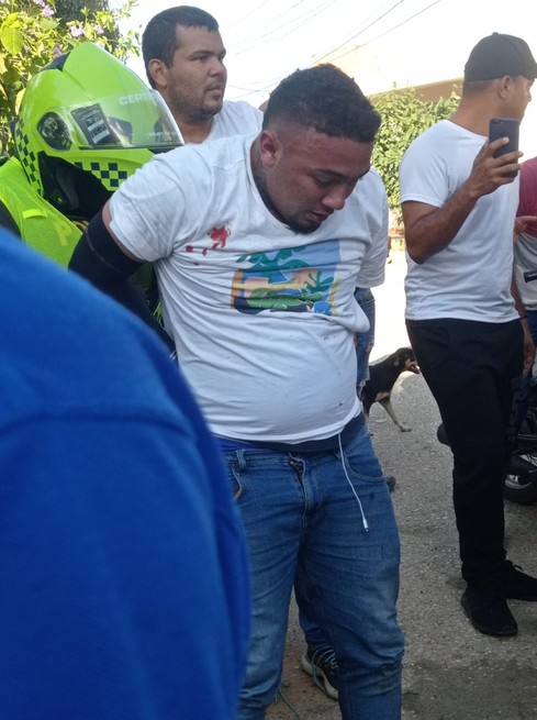 A uno de los ladrones lo golpearon
