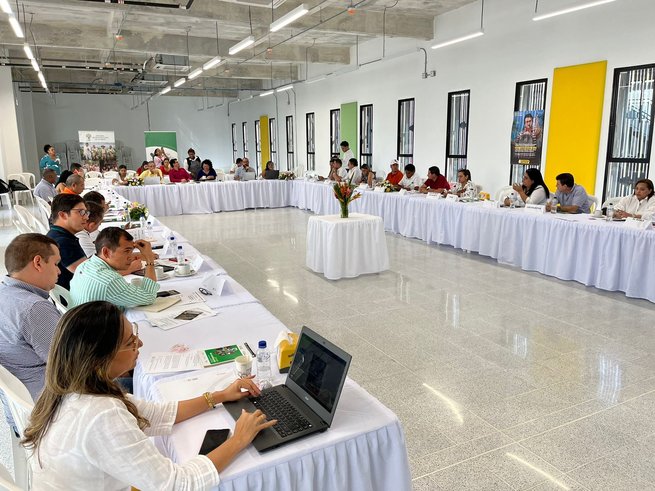 Acercamiento con alcaldes para trazar compromisos