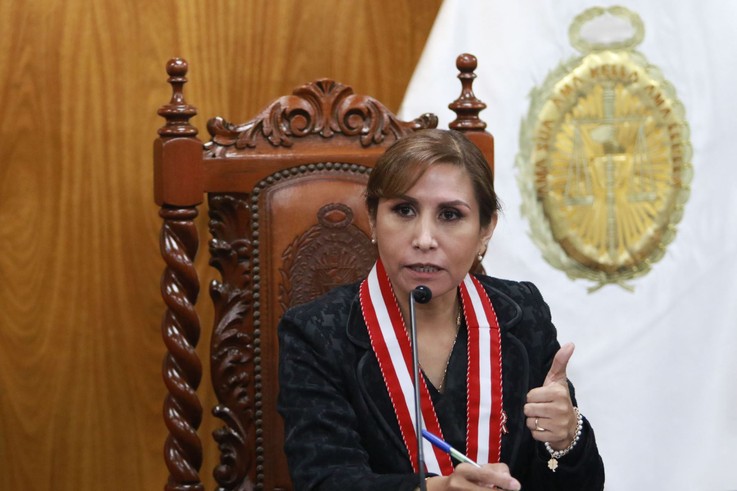 La fiscal general de Perú fue suspendida por seis meses