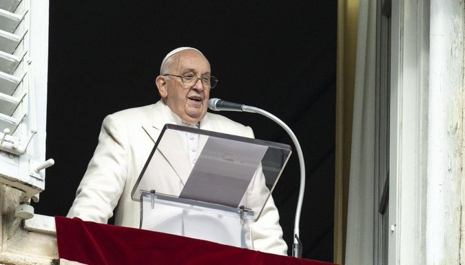 El papa Francisco reaparece en el Vaticano